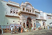 Orchha - Ram Raja Mandir temple 